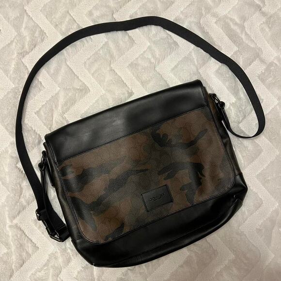 Coach Handbags - Coach signature camo print messenger bag